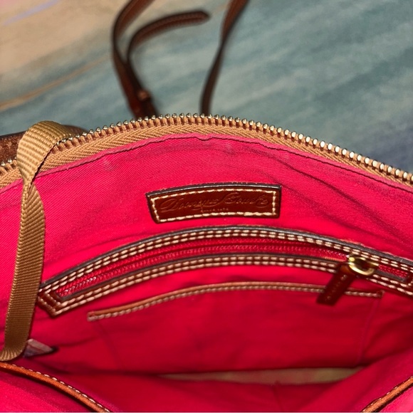 Dooney & Bourke Black Pebbled Leather Crossbody Bag Wide Black & Tan Purse - Picture 5 of 15